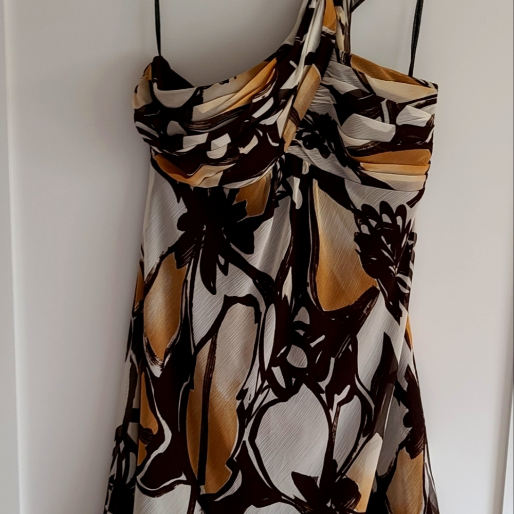 One shoulder dress